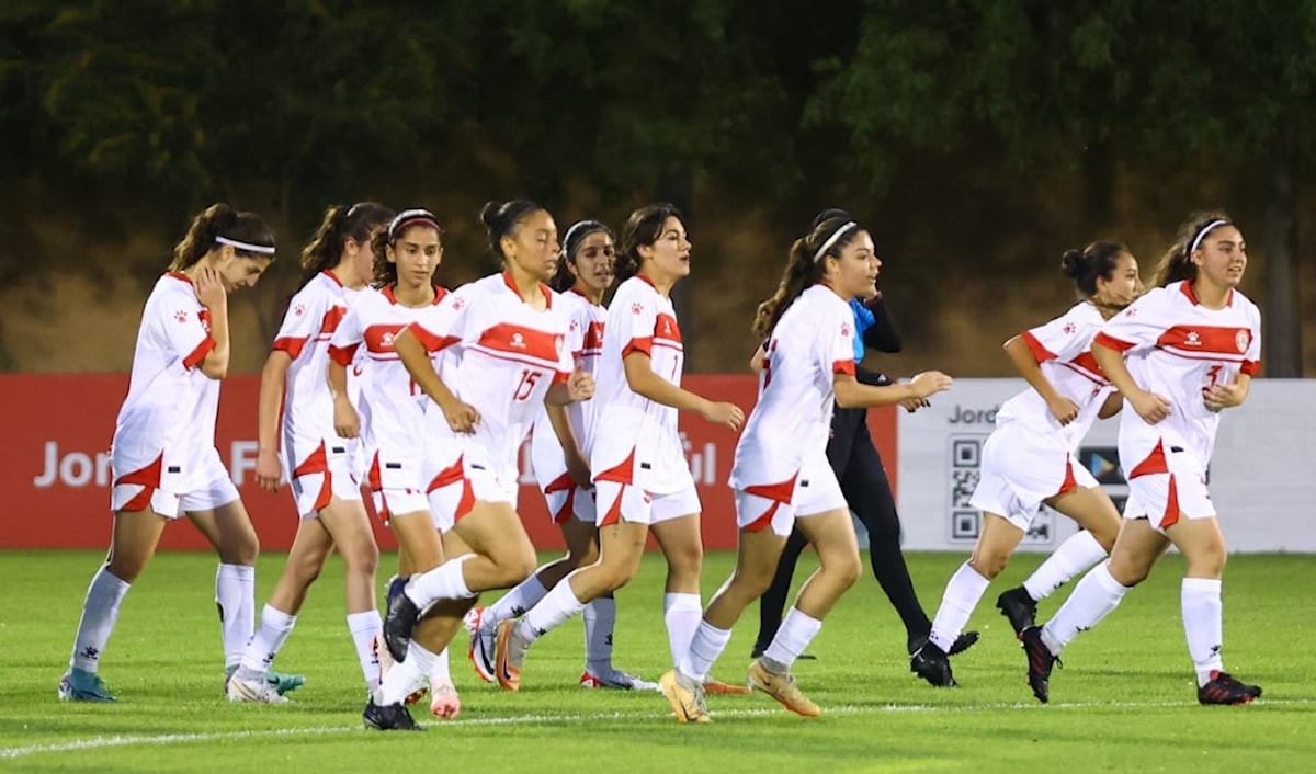 شابات لبنان في غرب آسيا