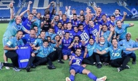 يحلّ الهلال ضيفاً على الخليج السادس غداً السبت (ويب)