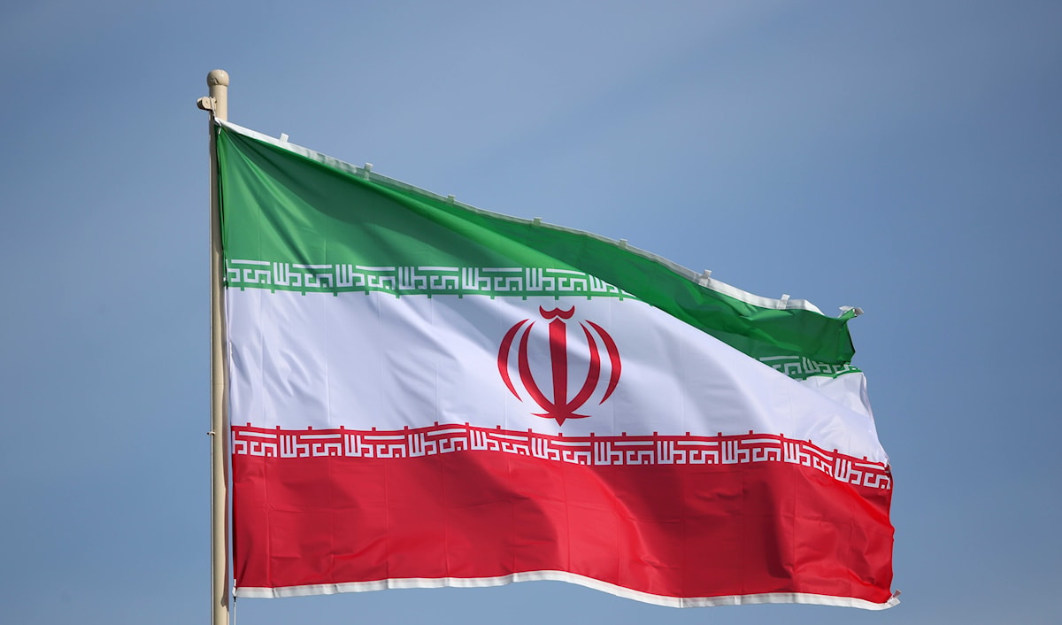 إيران
