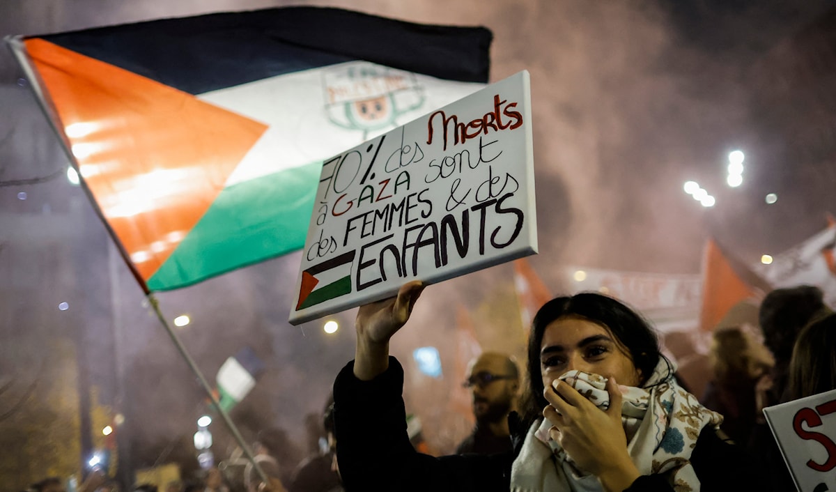 هناك حالة من التضامن الواضح بين الشعوب الأوروبية مع الفلسطينيين (أ ف ب)