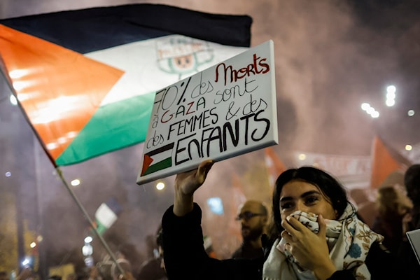 هناك حالة من التضامن الواضح بين الشعوب الأوروبية مع الفلسطينيين (أ ف ب)