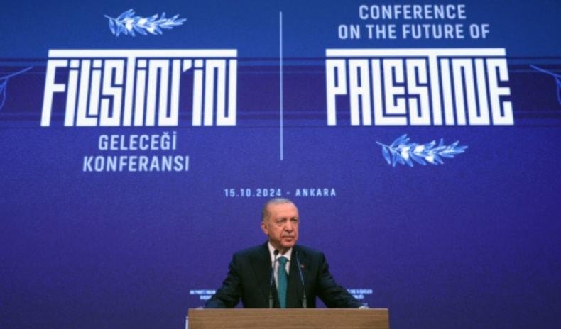 جاءت تحذيرات إردوغان على هامش مشاركته في مؤتمر حول «مستقبل فلسطين» في أنقرة (أ ف ب)