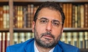 الروائي اللبناني محمد طرزي