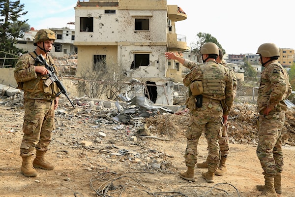 الجيش ينتشل جثامين الشهداء من الخيام...  والعدو يشرف على البقاع الغربي من سوريا
