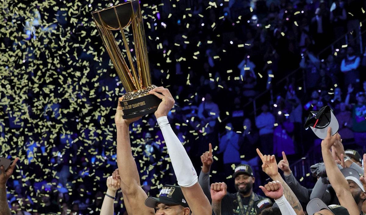 NBA: ميلووكي باكس يحرز لقب الكأس