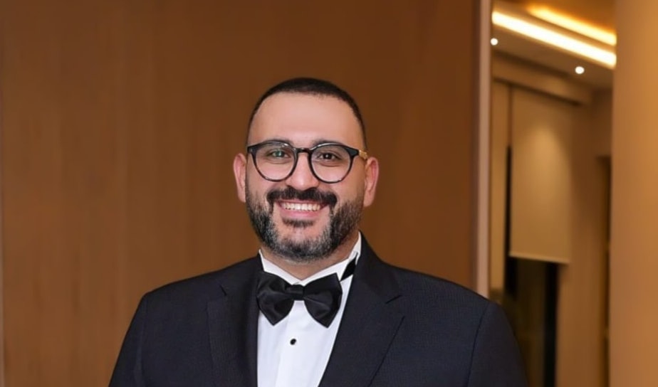 يحضّر حسني لفيلم «زوجة رجل غير مهم»