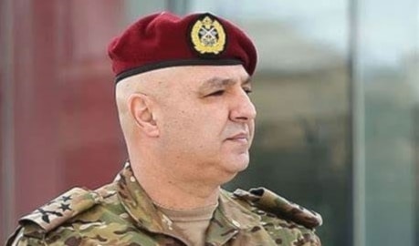 نصف إشارة سعودية لقائد الجيش