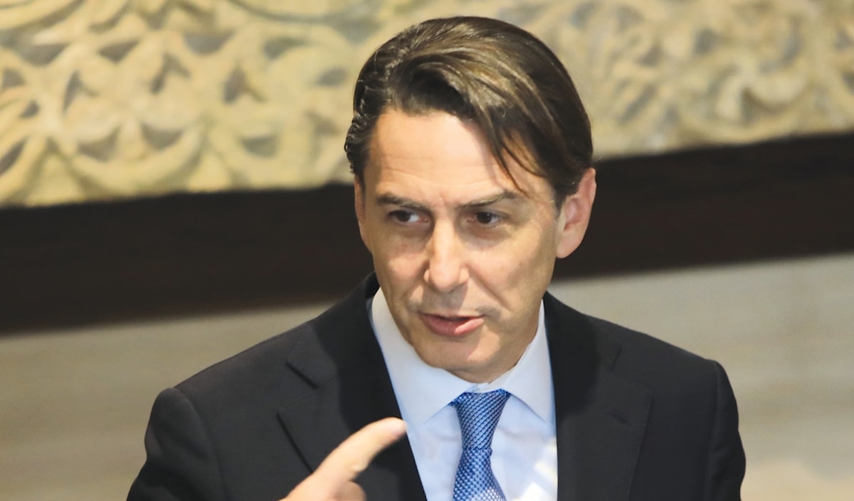 تساؤلات حول أسباب المماطلة في انعقاد اللجنة المشرفة على وقف إطلاق النار (مروان بو حيدر)