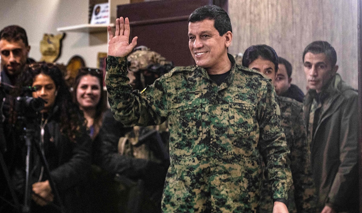 ألمح عبدي إلى أن هجوم «هيئة تحرير الشام» يحصل بإشراف أميركي (أ ف ب)