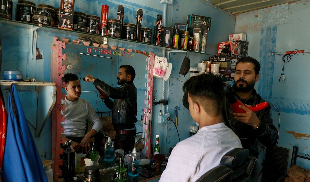 نفس "التشبيح" القديم في سوريا الجديدة (أ ف ب)