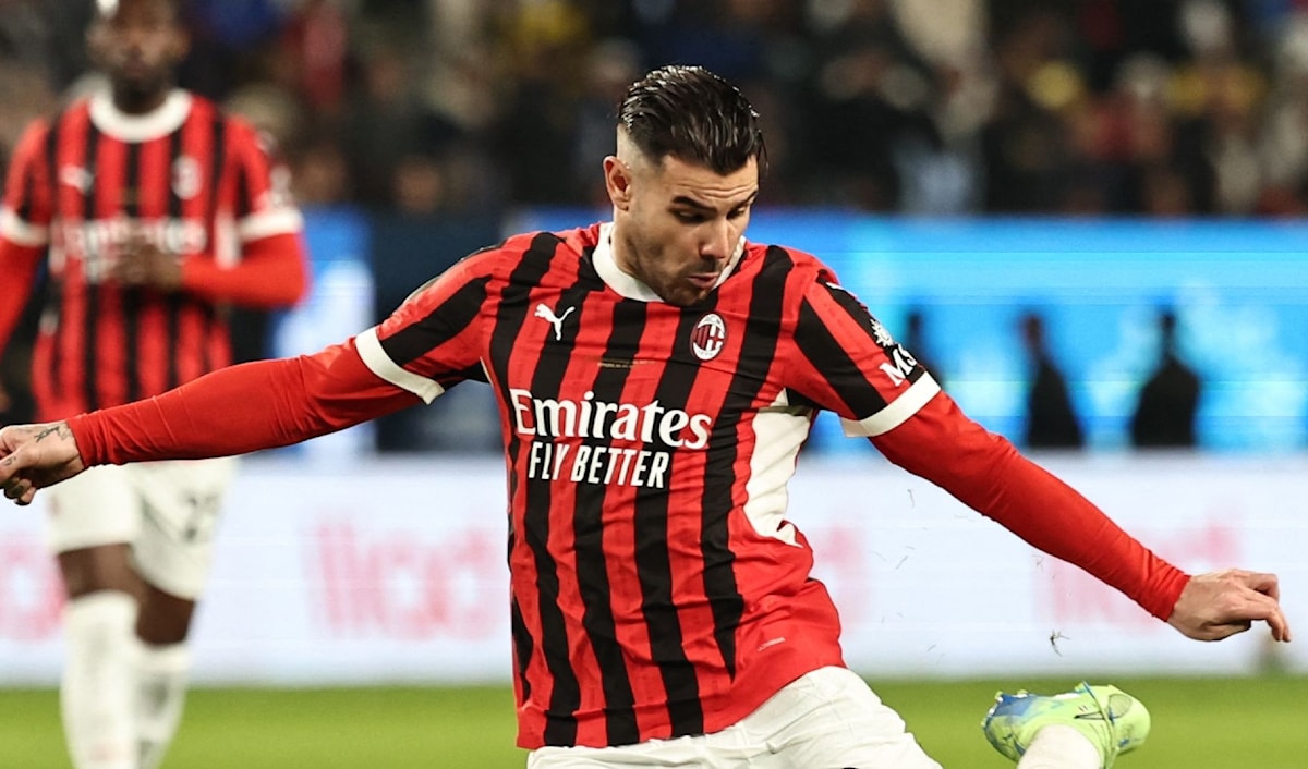 حقق المدرب البرتغالي سيرجيو كونسيساو فوزه الأول مع فريقه ميلان