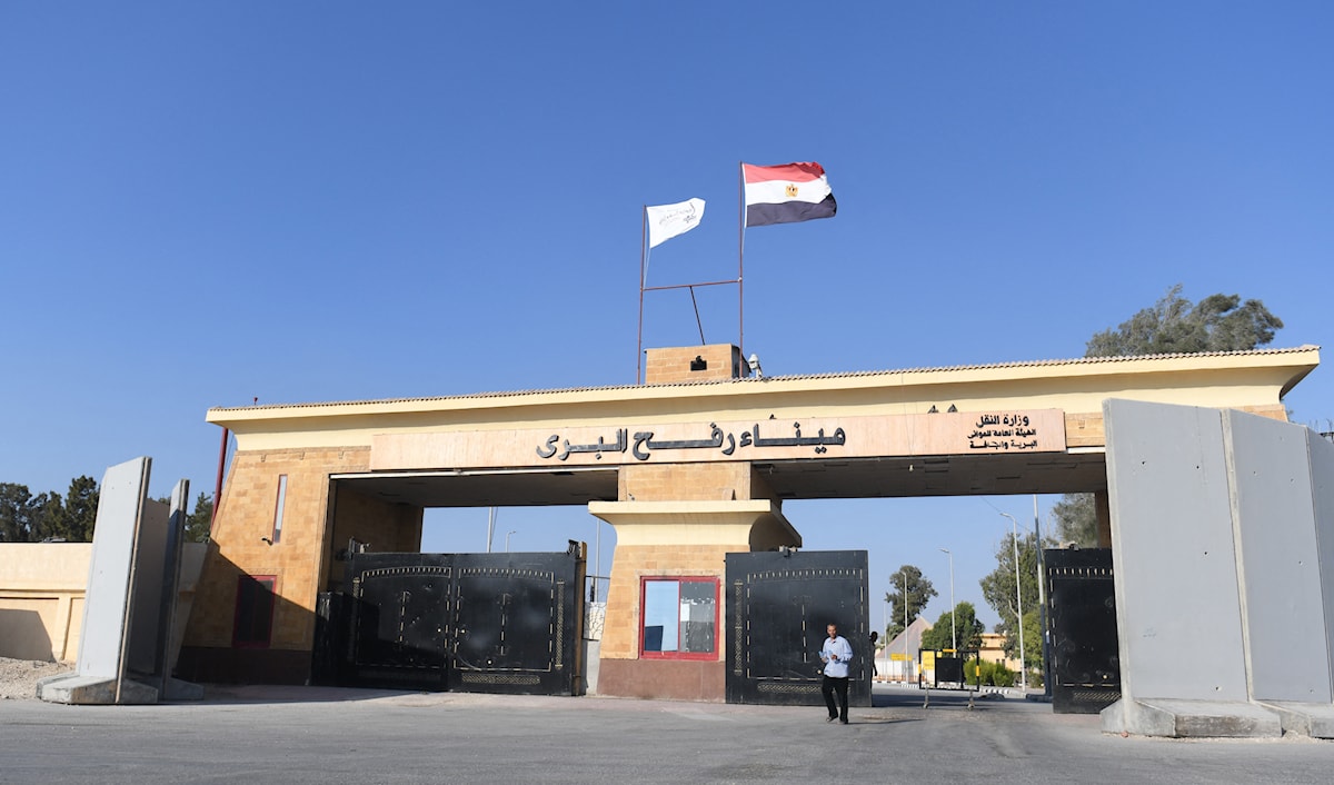 سيعاد تشغيل معبر رفح وفق ضوابط محدّدة واضحة بموافقة مصرية وإدارة فلسطينية ورقابة أممية (أ ف ب)