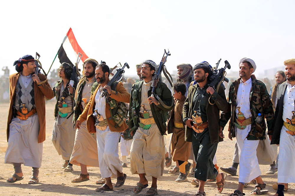 العشائر اليمنية في صنعاء (أ ف ب)
