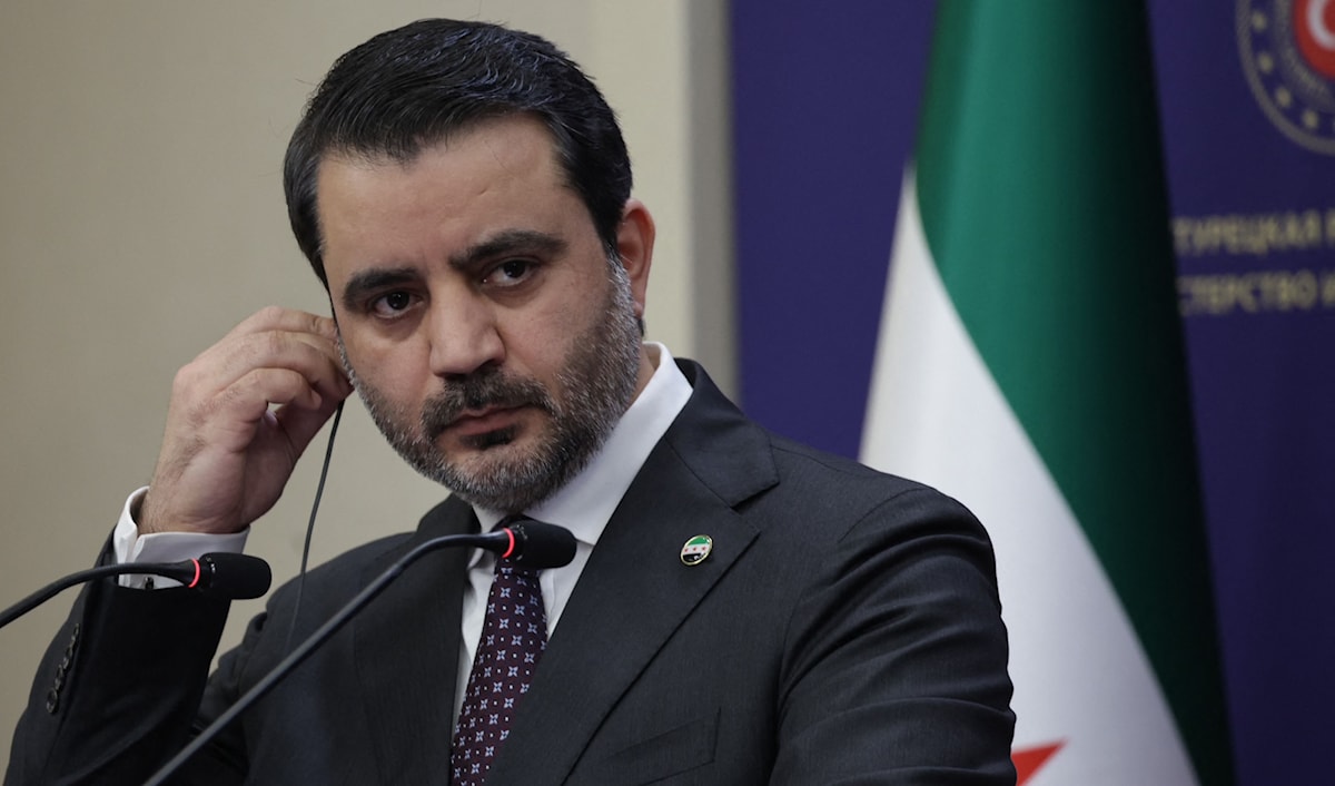 وزير الخارجية السوري أسعد الشيباني خلال مؤتمر صحافي في أنقرة بتاريخ 15 كانون الثاني 2025