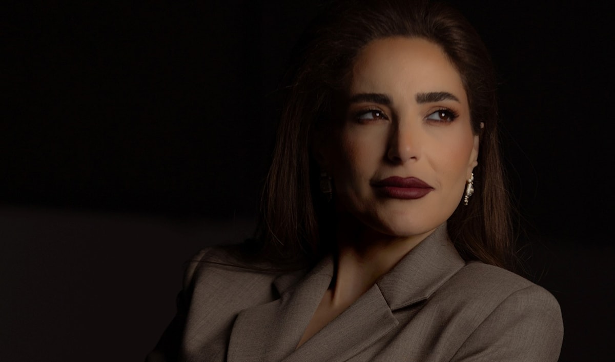 ستضع المغنية اللبنانية صوتها على شارة المسلسل الرمضاني