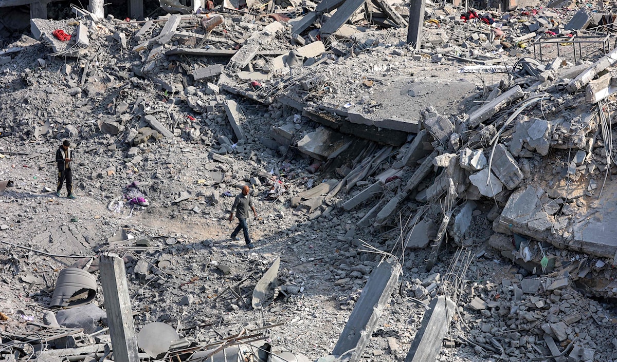 طمس العدوان الإسرائيلي الأخير على محافظة شمال القطاع معالم المنطقة، ووحّد نسق التدمير في الأحياء كلها، حتى إنك حين تتنقل بين مخيم جباليا وبيت لاهيا وبيت حانون، تشعر بأنك تسير في الحي ذاته.