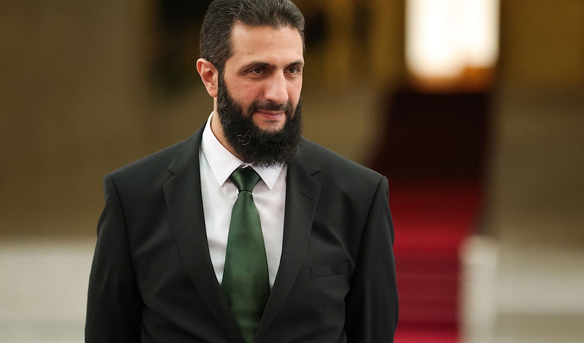 قائد الإدارة السورية الجديدة أحمد الشرع (أ ف ب)