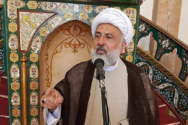 (الشيخ علي الخطيب نائب رئيس المجلس الاسلامي الشيعي الأعلى)
