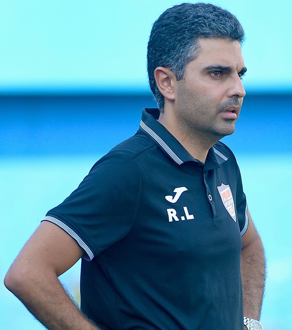 ينتظر ان يرسي اللادقي أسلوبه العصري المعروف مع منتخب الناشئين