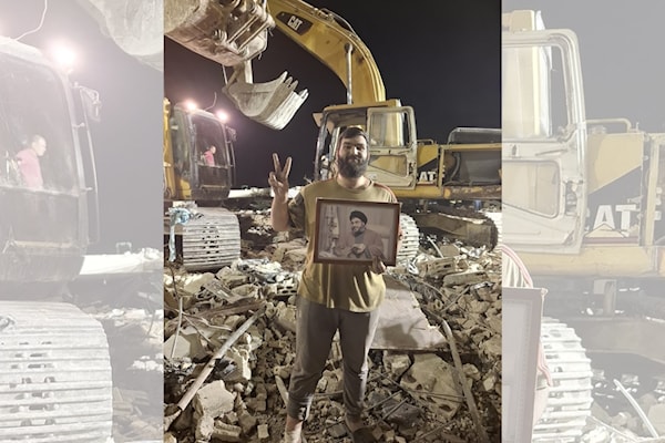 هادي أثناء البحث عن عائلته بين الركام (الأخبار)