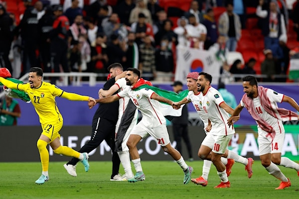 يعاني منتخب الأردن غيابات مؤثّرة بسبب الإصابة أبرزهم يزن العرب والثنائي مهند أبو طه وإبراهيم صبرة (ويب)