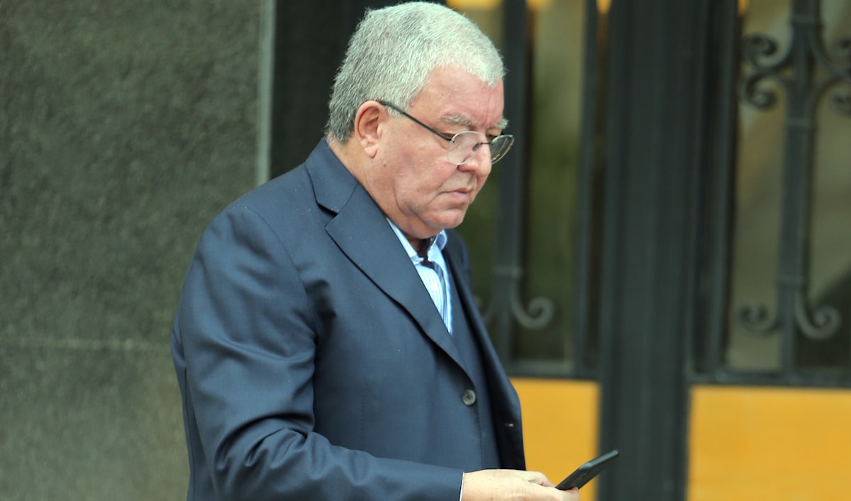 المشنوق يدعي على نفسه لانتزاع براءته؟