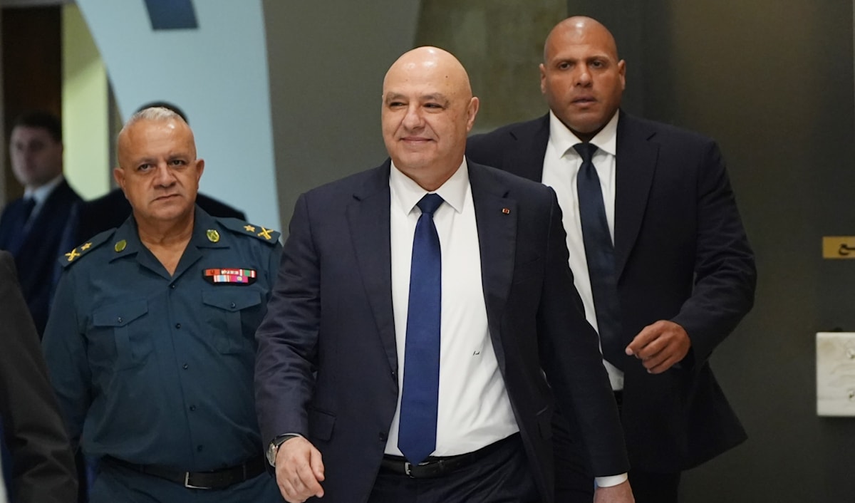 قال عون إن سوريا هي مدخل لبنان إلى العالم العربي وعلاقتنا معها تتحسن (مروان بو حيدر)