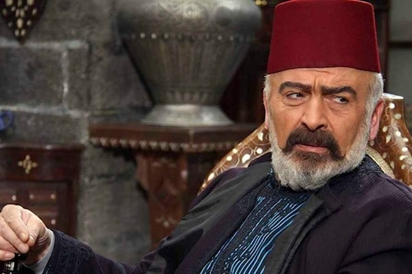 يجسّد سلوم حداد شخصية تاجر دمشقي واسع النفوذ