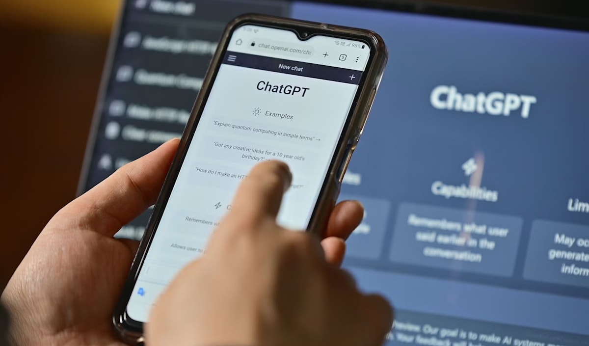فارق الدقة في الإجابات قد يرتبط بتطوّر النسخ البرمجية للنماذج المختلفة.