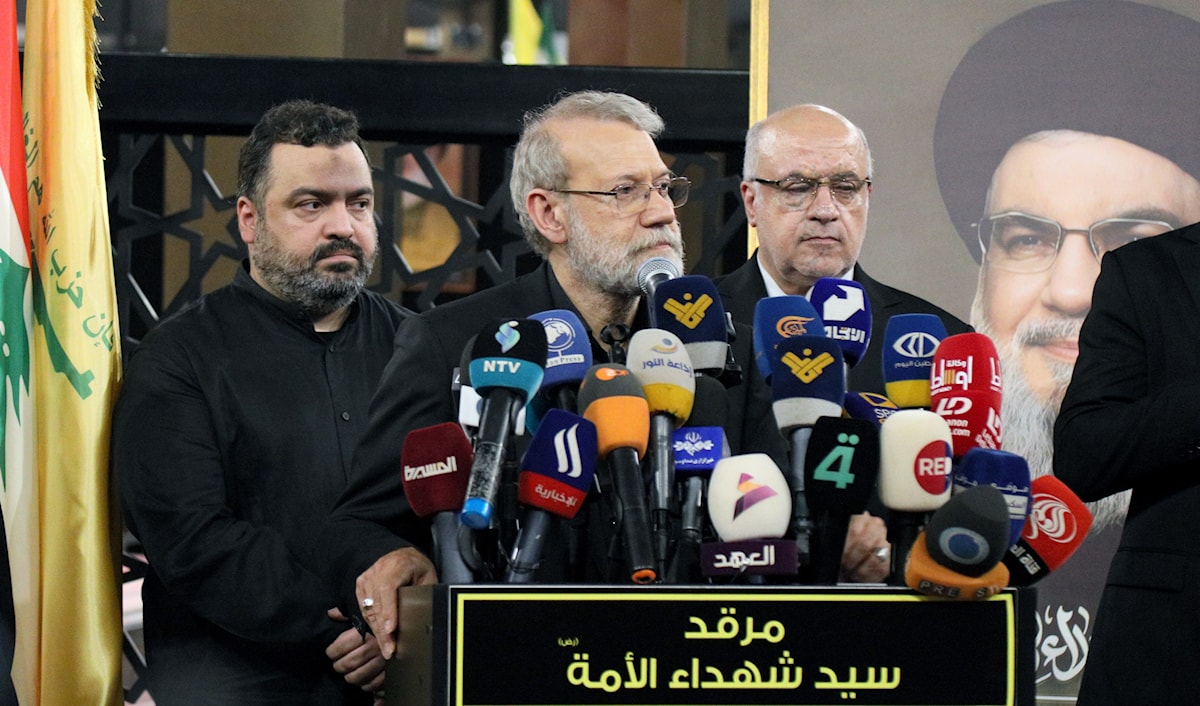 أمين المجلس الأعلى للأمن القومي الإيراني علي لاريجاني في مرقد السيد نصرالله (مروان بو حيدر)