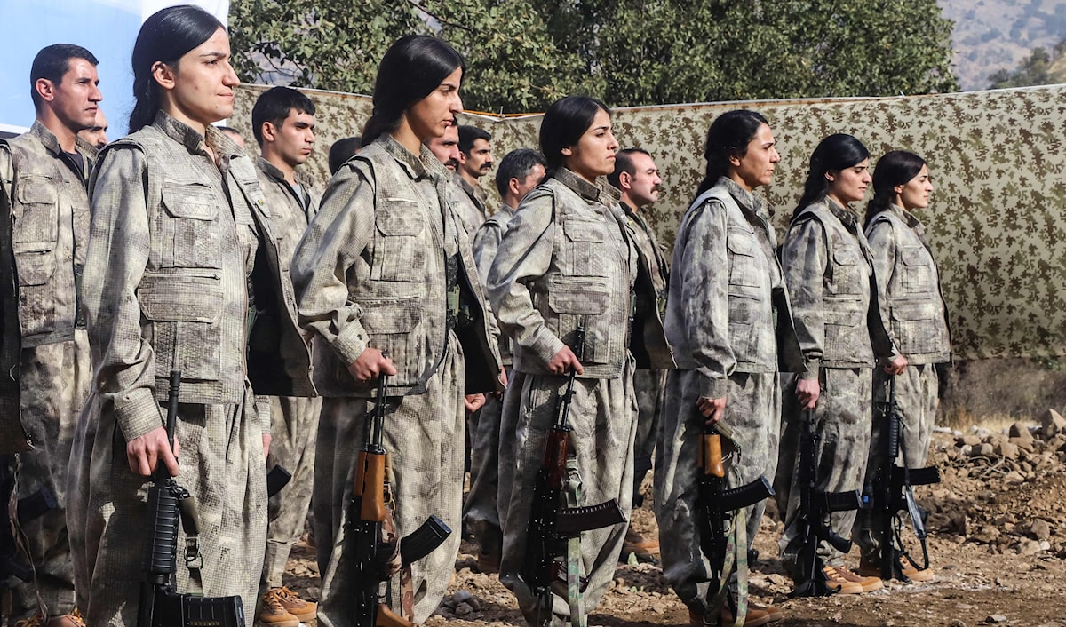 حلّ القضية الكردية في ظل وجود «آبو» في السجن، «مستحيل» (أ ف ب)