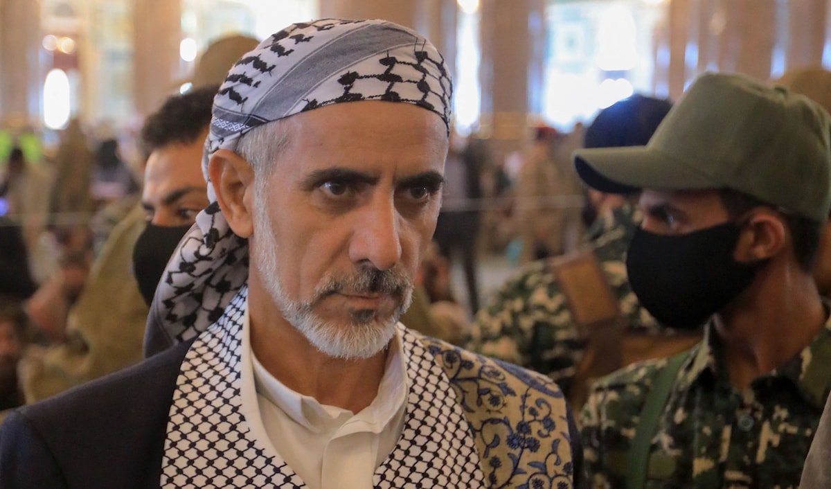 وجّه القائم بأعمال رئيس حكومة صنعاء، محمد مفتاح، تحذيراً حاسماً من استمرار الإجراءات التضييقية السعودية (أ ف ب)