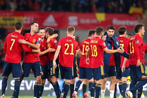 يخوض منتخب إسبانيا مباراتين ضد جورجيا وبلغاريا (أ ف ب)