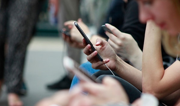 الكوكب ينفضّ عن منصّات التواصل: انتهى زمن الإدمان؟