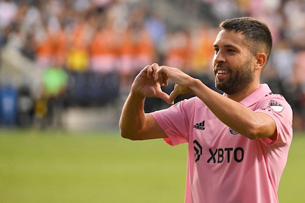 انتقل ألبا إلى إنتر ميامي صيف عام 2023 وكان جدّد عقده حتى عام 2027 (أ ف ب)