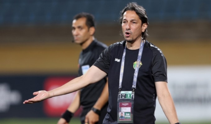 باتَ أبو زمع (49 عاماً) رابع المدرّبين المغادرين في منافسات الدوري العراقي (ويب)