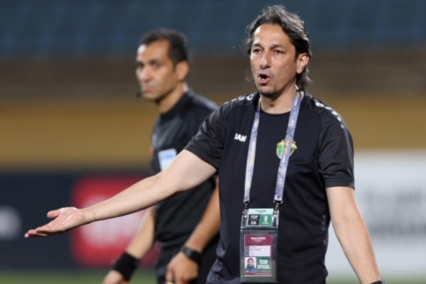 باتَ أبو زمع (49 عاماً) رابع المدرّبين المغادرين في منافسات الدوري العراقي (ويب)