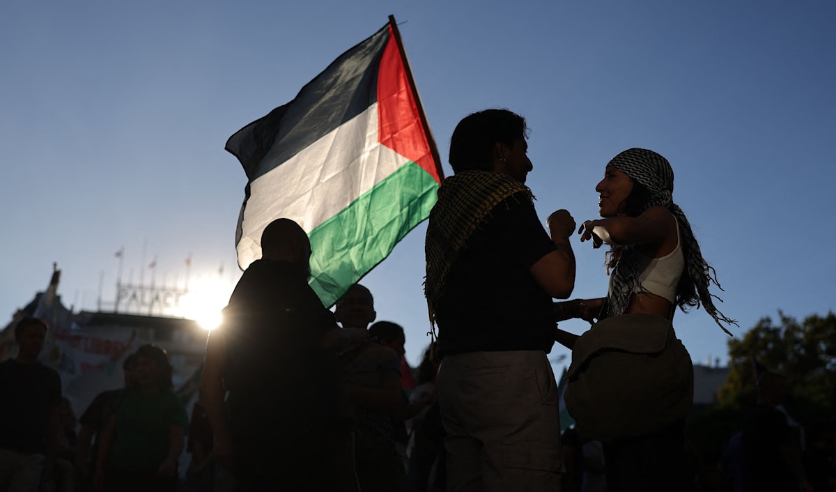 يتضمن القانون الذي أقرته إسبانيا «إجراءات عاجلة (...) لدعم الفلسطينيين» (أ ف ب)