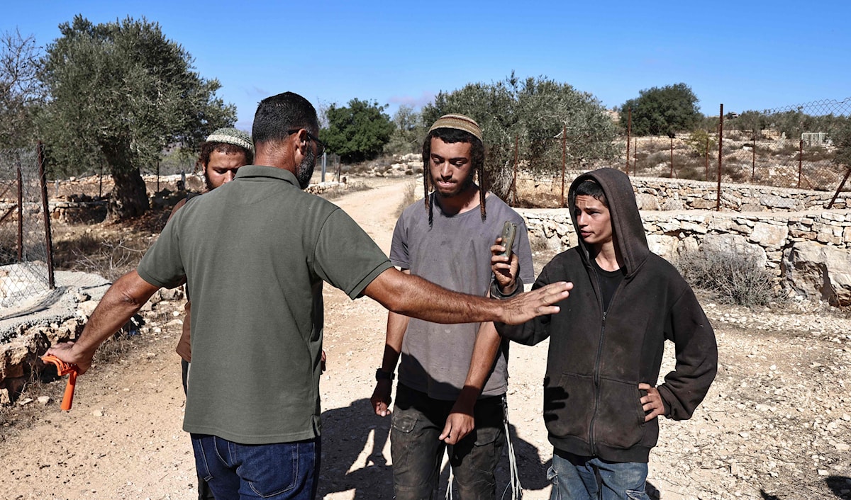 اعتبرت الرابطة أن الاعتداءات جزء من مناخ العداء الإسرائيلي المتزايد تجاه وسائل الإعلام (أ ف ب)