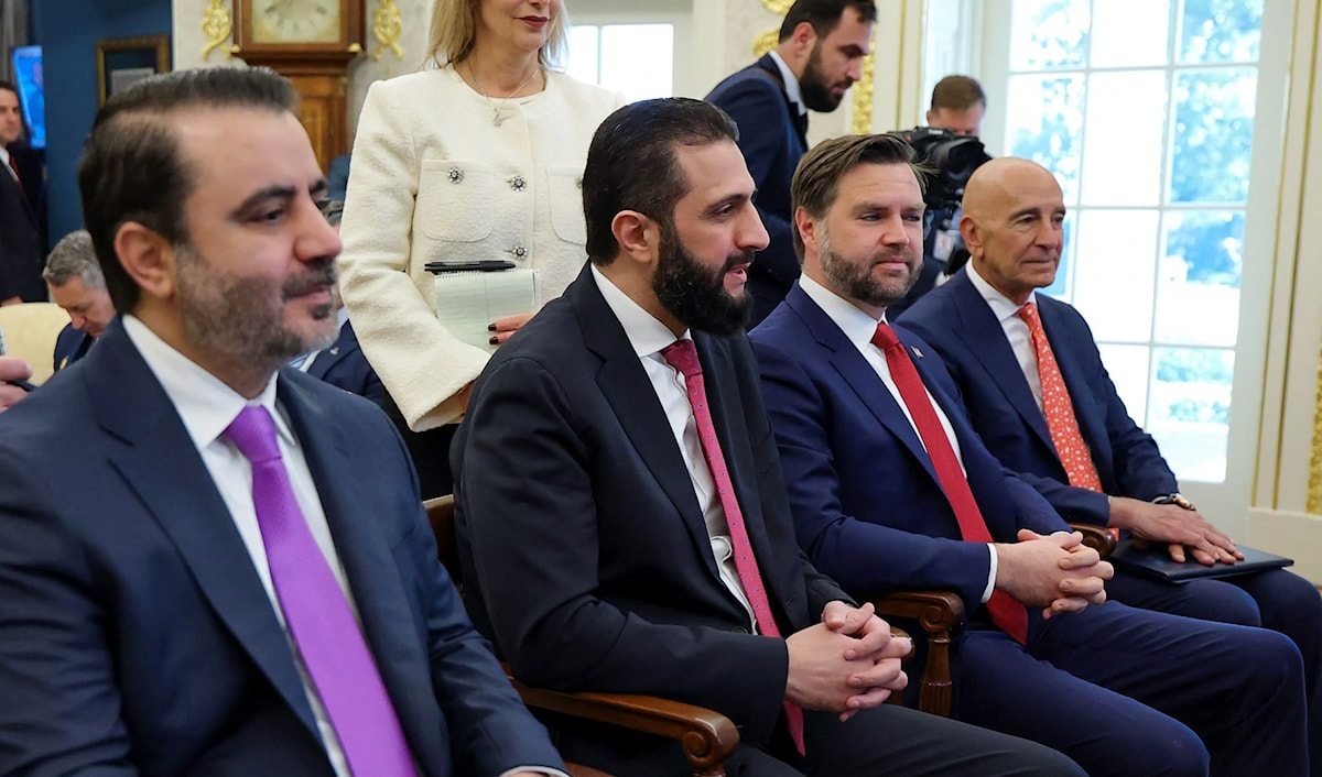 يبدو أنّ من شأن اللقاءات المرتقبة بقيادة واشنطن وبحضور أنقرة أن تُقرّب وجهات النظر حول تطبيق «اتفاق 10 آذار» (أ ف ب)