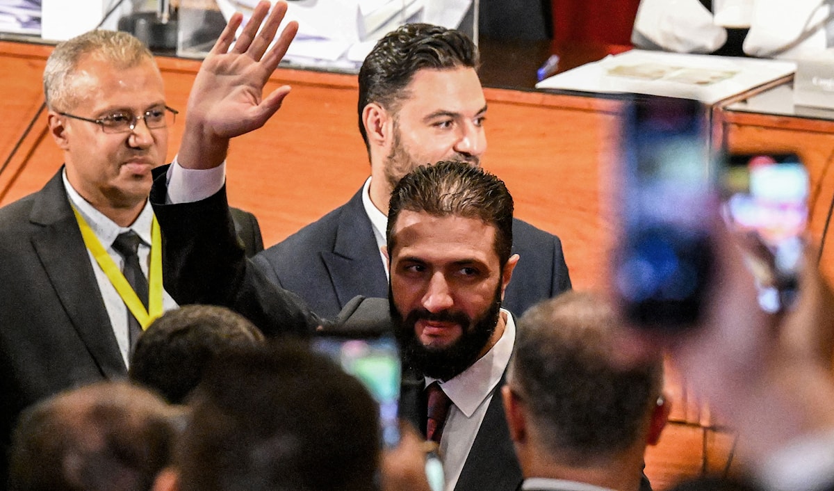 زيارة الشرع إلى واشنطن يرافقها حديث أميركي عن اقتراب التطبيع مع إسرائيل (أ ف ب)