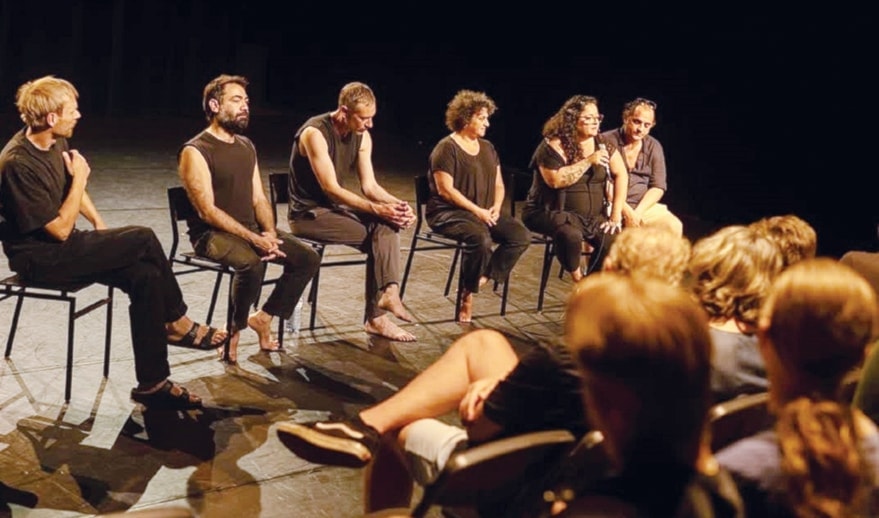 ثلاث آيات في... الوحدة