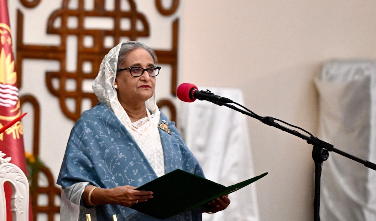 اتُهمت الشيخة حسينة بانتهاكات متكررة لحقوق الإنسان (أ ف ب)