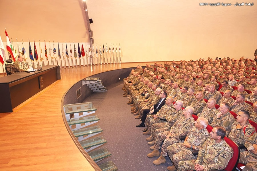 اجتماع قائد الجيش مع أركان القيادة وقادة الوحدات والأفواج العملانية (الجيش اللبناني)