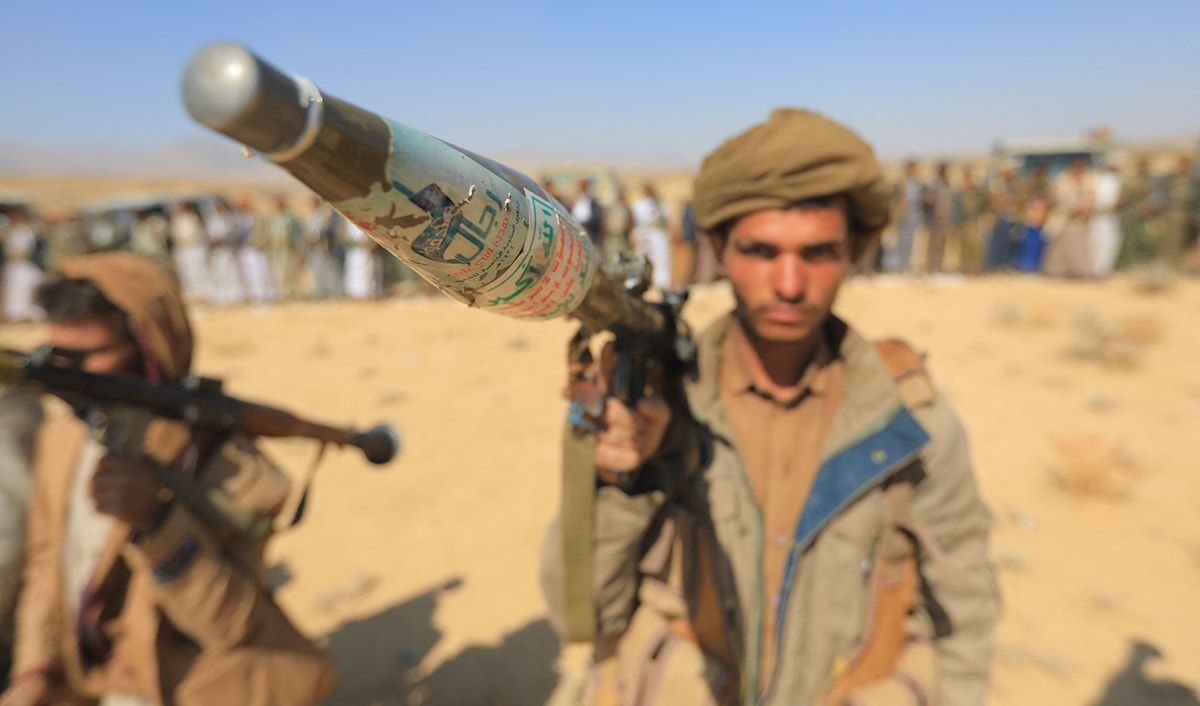 عدم تنفيذ استحقاقات السلام سيدفع صنعاء للعودة إلى الخيار العسكري تحت الضغط الشعبي (أ ف ب)