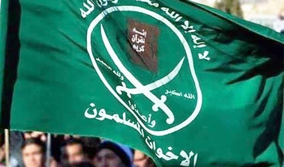 وقد فرض حاكم تكساس الأسبوع الماضي التصنيف ذاته على جماعة الإخوان المسلمين على مستوى الولاية. (من الويب)