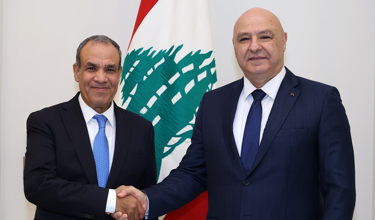 أكد الوزير المصري أنّ هناك تناغم بين الموقفين المصري واللبناني وفق طرح الرئيس عون. (الرئاسة اللبنانية)