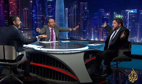 أدار فيصل القاسم الحوار من دون إفساح في المجال للنقاشات المباشرة بين الطرفين