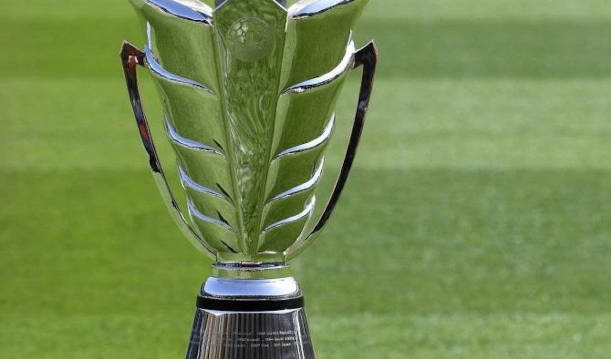 تُنظَّم كأس آسيا التي تضم 24 منتخباً كل أربعة أعوام.