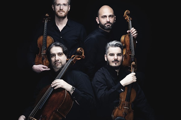 «فن الفوغ» لباخ